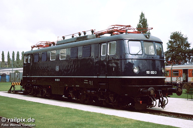 DB 110 002-9