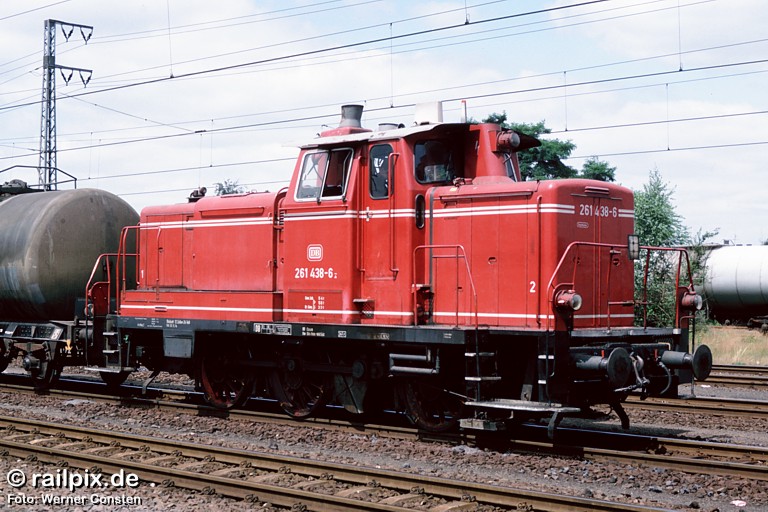 DB 261 438-6