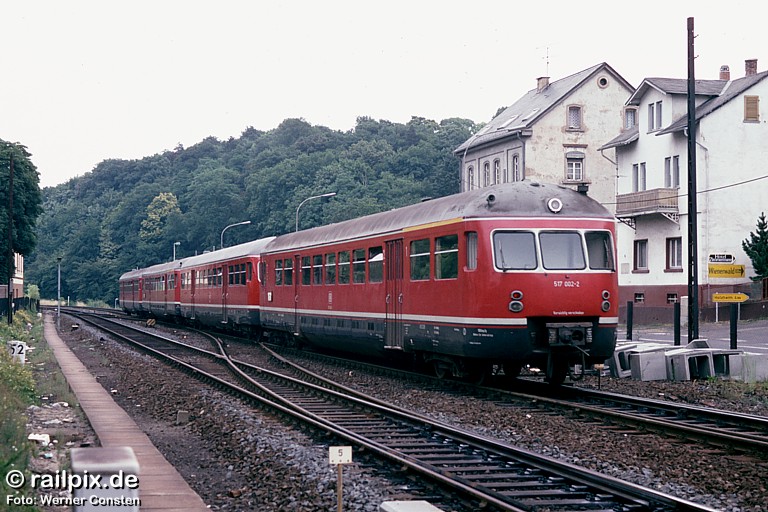 DB 517 002-2