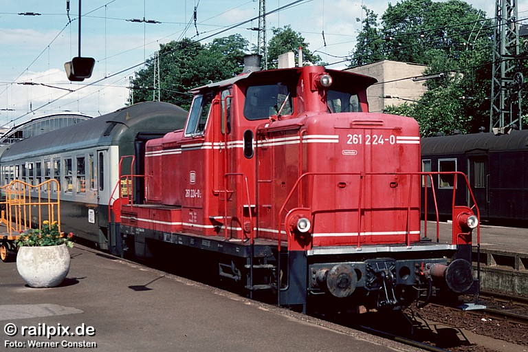 DB 261 224-0