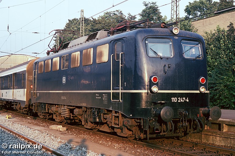 DB 110 247-4