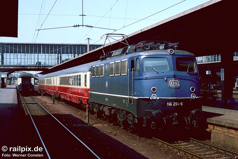 DB 110 294-6