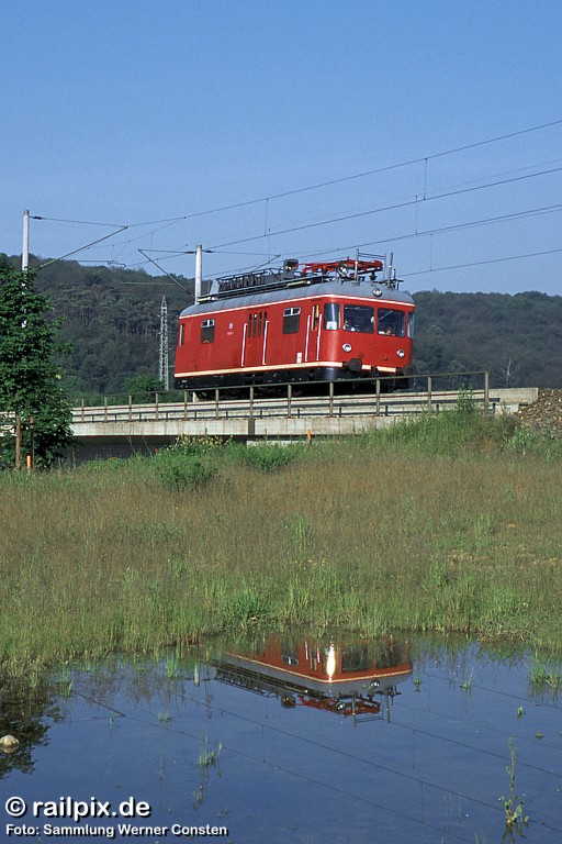 DB 701 154-7