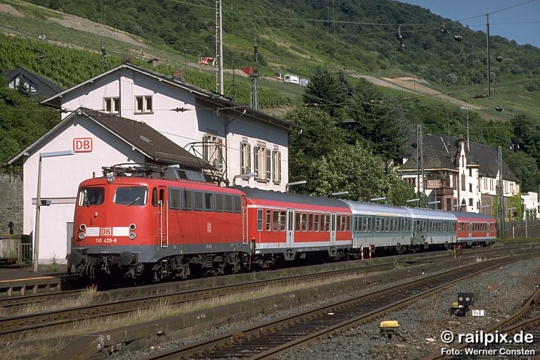 DB 110 429-8