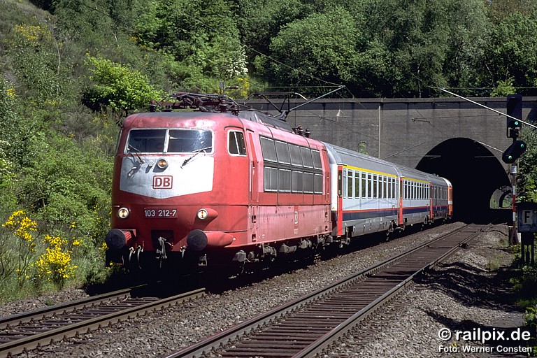 DB 103 212-7