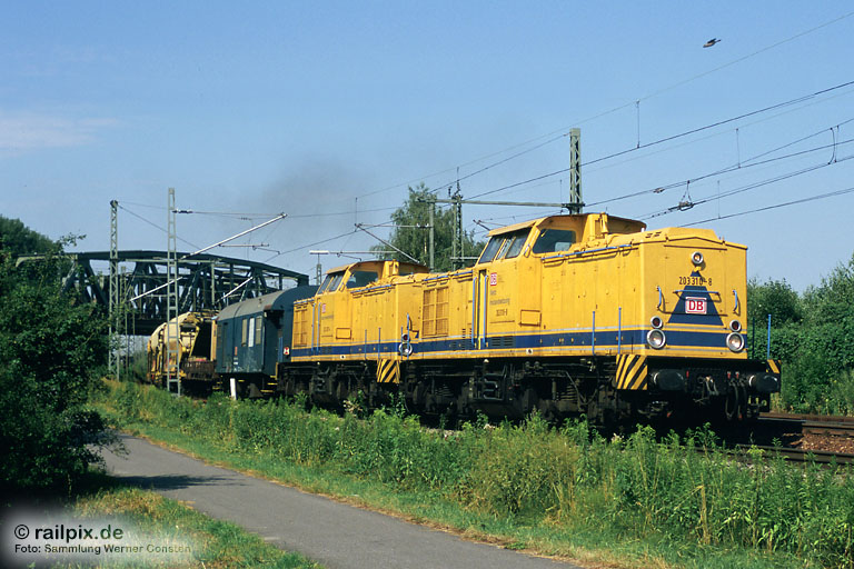 DB Bahnbau 203 310-8 (202 334-9) und 203 307-4 (202 658-4)