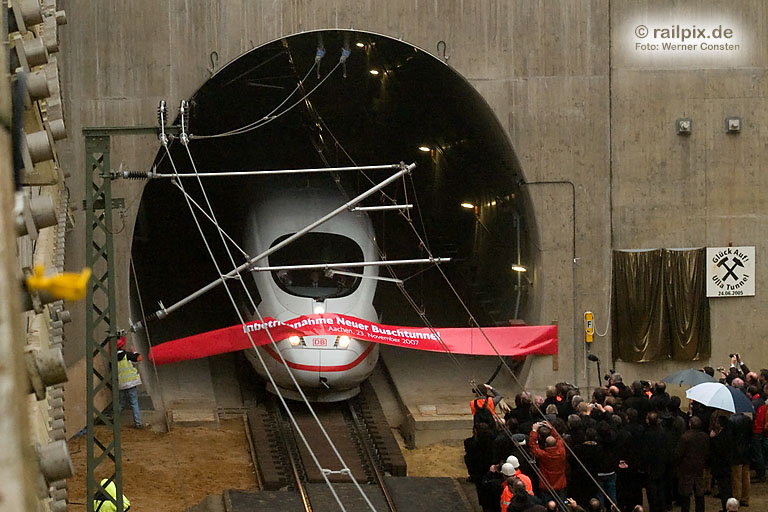 Eröffnung Neuer Buschtunnel